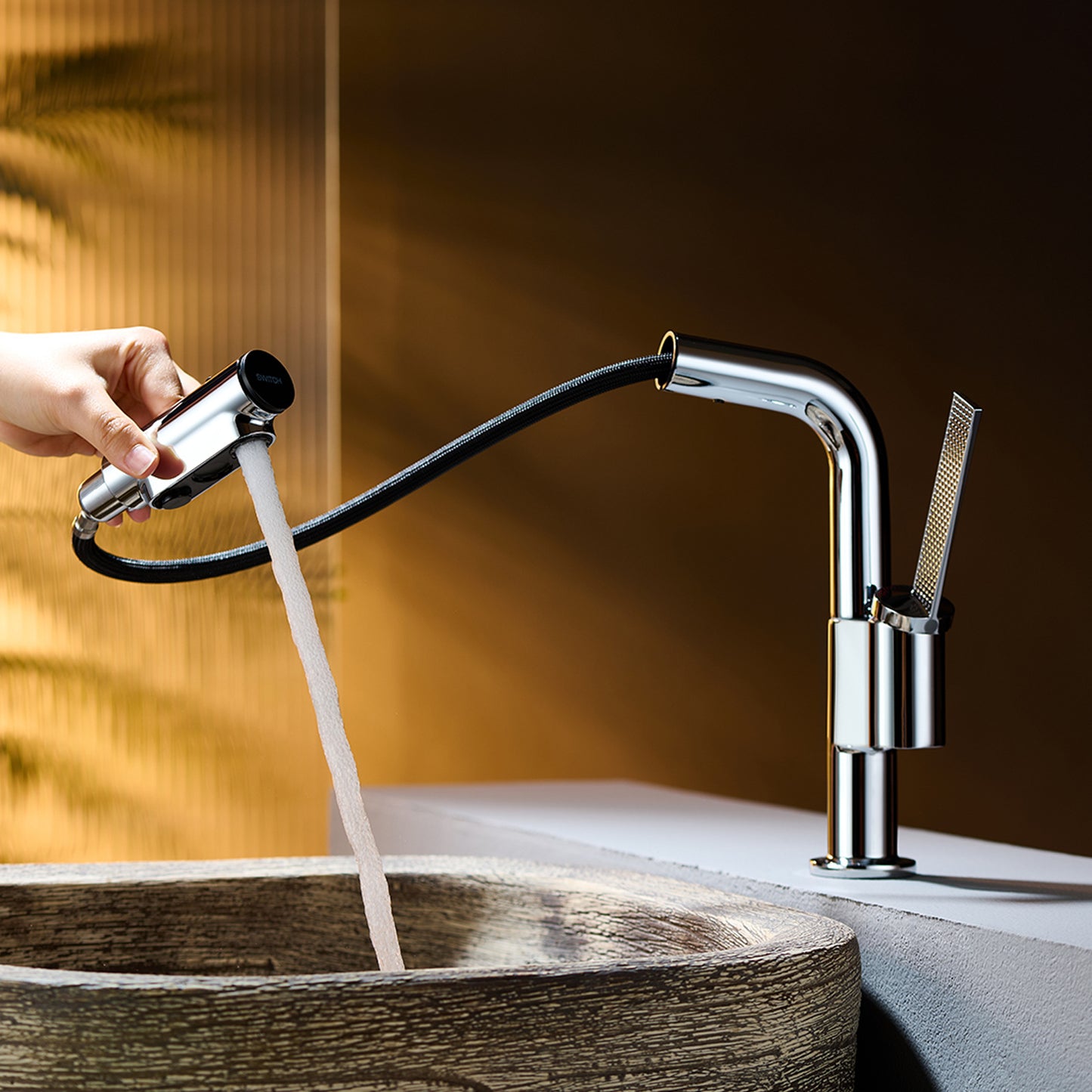 Smart Bathroom Faucet with Temperature Display - Pull-Out Sprayer & 360° Swivel Spout
