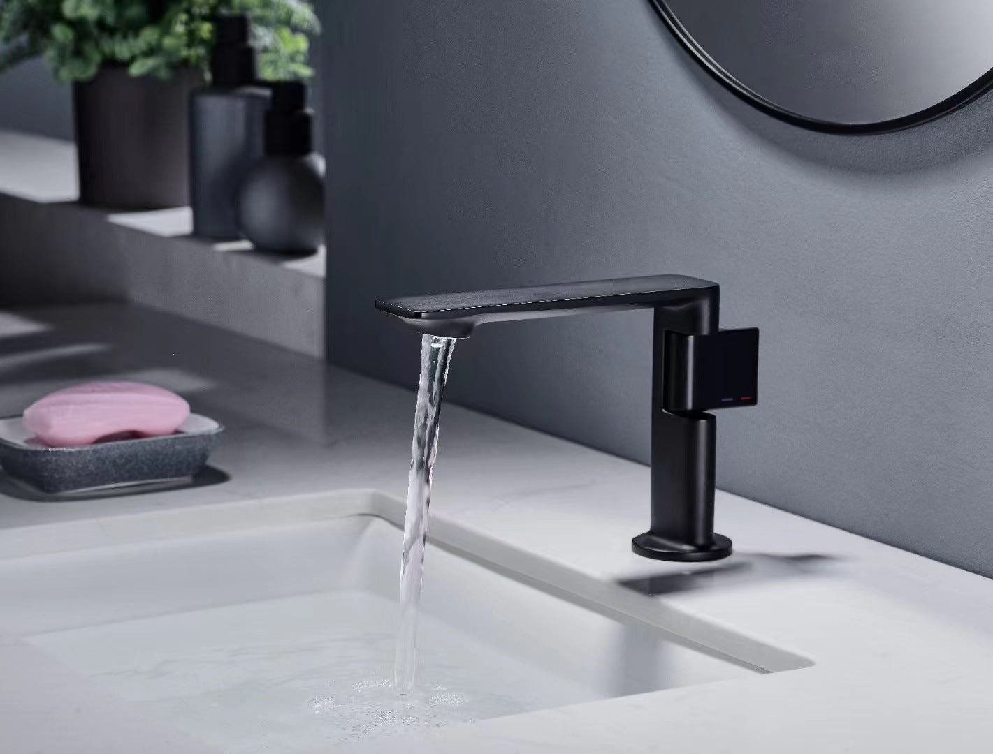 Modern Brass Basin Faucet - Contemporary Bathroom Vanity Tap Mixer with Premium Finish
