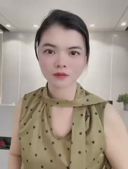 加载视频：